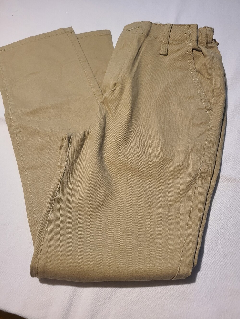 GAP Men's Chino Pants in Light Tan